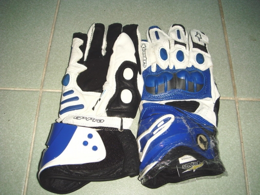 ขายถุงมือ Alpinestars รุ่น GP PRO
