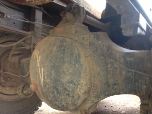 รถฮีโน่ 10 ล้อดั้ม FM1M 220 แรงม้า  สนใจติดต่อ 081 - 6079515