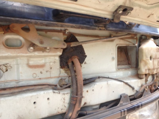 รถฮีโน่ 10 ล้อดั้ม FM1M 220 แรงม้า  สนใจติดต่อ 081 - 6079515