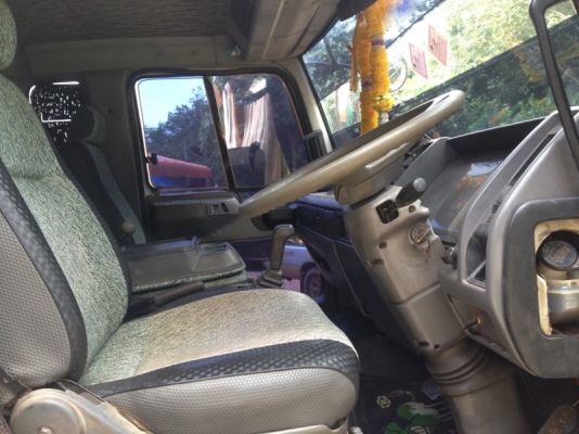 รถฮีโน่ 10 ล้อดั้ม FM1M 220 แรงม้า  สนใจติดต่อ 081 - 6079515