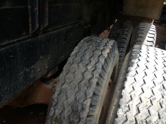 รถฮีโน่ 10 ล้อดั้ม FM1M 220 แรงม้า  สนใจติดต่อ 081 - 6079515