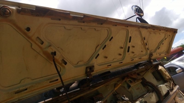 รถฮีโน่ 10 ล้อดั้ม FM1M 220 แรงม้า  สนใจติดต่อ 081 - 6079515