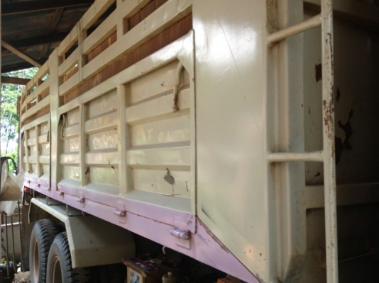 รถฮีโน่ 10 ล้อดั้ม FM1M 220 แรงม้า  สนใจติดต่อ 081 - 6079515