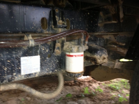 รถฮีโน่ 6 ล้อดั้ม 150 แรงม้า ปี 50  ( รถวิ่ง 110,000 กม. ) สนใจติดต่อ 081 - 6079515