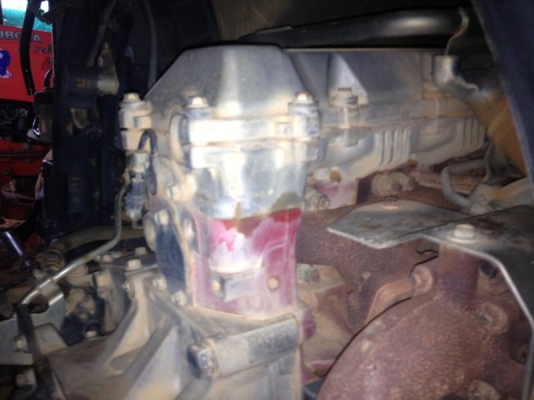 รถฮีโน่ 6 ล้อดั้ม 150 แรงม้า ปี 50  ( รถวิ่ง 110,000 กม. ) สนใจติดต่อ 081 - 6079515