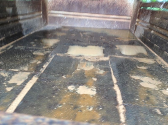 รถฮีโน่ 6 ล้อดั้ม 150 แรงม้า ปี 50  ( รถวิ่ง 110,000 กม. ) สนใจติดต่อ 081 - 6079515