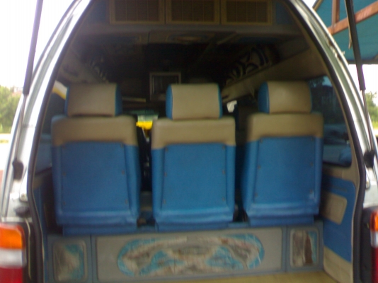 ขายTOYOTA หลังคาสูง เครื่อง3000 ปี2538 สภาพสวยๆพร้อมใช้งาน