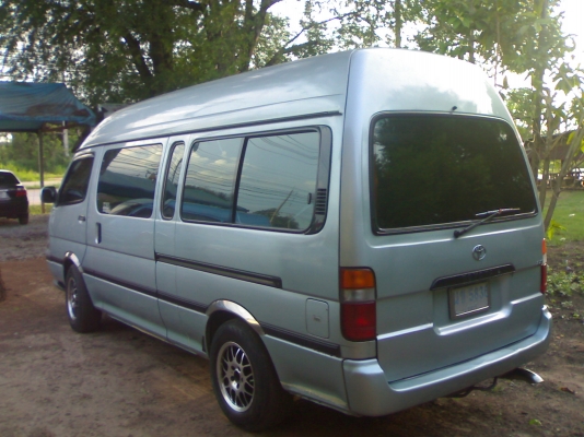 ขายTOYOTA หลังคาสูง เครื่อง3000 ปี2538 สภาพสวยๆพร้อมใช้งาน