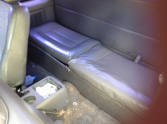 รถบ้านแท้ isuzu dragon eye 2500 Turbo 2001 มือเดียวป้ายแดง สภาพบางๆ เดิมๆ รับรองต้องชอบแน่