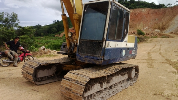 PC120-5ตัวเดินใหญ่ ไฟฟ้าครบ เล่มทะเบียนพร้อม