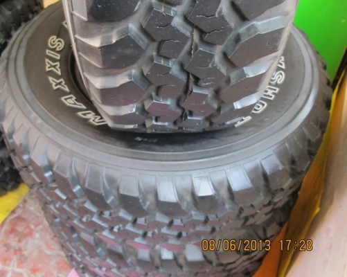 ขายยาง  Mud  31 x 10.5 x 15............สวยๆ เชิญครับ