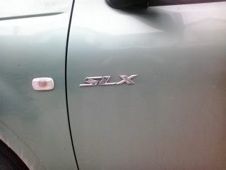 อาฝากขาย DMAX ปี 2003 SLX สีเขียว รถบ้านมือเดียวป้ายแดงครับ