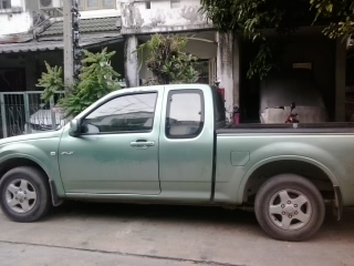 อาฝากขาย DMAX ปี 2003 SLX สีเขียว รถบ้านมือเดียวป้ายแดงครับ