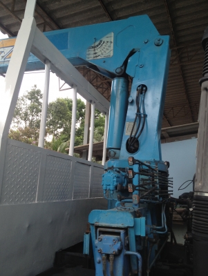 ขาย 10 ล้อ เพลาเดียว HINO ติดเครน ขาย 10 ล้อ เพลาเดียว HINO ติดเครน