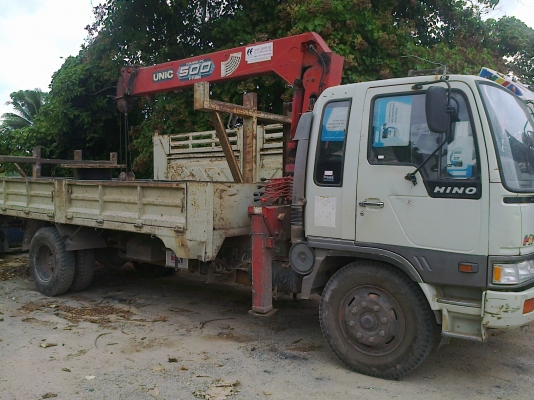 6ล้อHINO FF3H 195แรงติดเครนUNIC 5 ตัน5ปลอก รถมือเดียวออกห้างแท้...ไมล์ยังใช้ได้36xxxxกม.