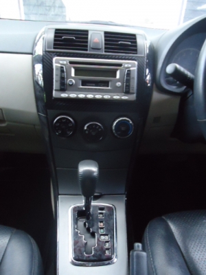 TOYOTA COROLLA ALTIS ปี53 รุ่น SPORTIVO เกียร์ออโต้ สภาพดีมาก PRICE : 260,000.- ถูกๆครับ  สนใจติดต่อ 088-2584084 ;D