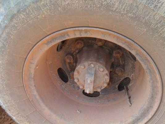 HINO FM18 สิบล้อ2เพลาดั้ม สวย คัสซีสวย เครื่อง195 แรง HINO FM18 สิบล้อ2เพลาดั้ม สวย คัสซีสวย เครื่อง195 แรง