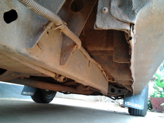 ***ขายแล้วครับขอบคุณ Truck2hand ขายกระบะแค็ป มังกรทอง2.5 90HP ISUZU SPACECAB SL2.5โฉม"แป๊ะยิ้ม" แท้ ปี37/94 เครื่องเดิม4JA มังกรทอง2.5ไดเร็กฯ แห้งๆไม่มีเยิ้มแรงดีประหยัดสุด ช่วงล่างแน่นพึ่งบิวด์ใหม่ คัสซีดี(ต้องเก็บหน่อยตามรูป) สีสวยขัดเงาอย่างเ