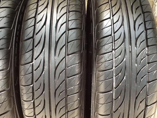 ขายยาง"DUNLOP" 175/70/13 สภาพสวยจัด 95\%