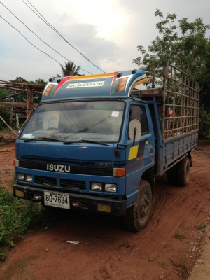 ISUZU NPR 115 แรงม้า ราคาโทรมาคุยก่อนได้ครับ