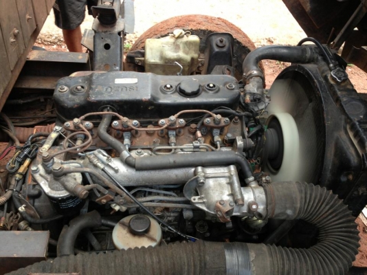 ISUZU NPR 115 แรงม้า ราคาโทรมาคุยก่อนได้ครับ