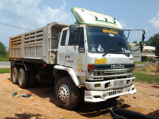 10ล้อดั้มFXZ23NFY240แรง โค๊ตใหญ่ วางเครื่อง320แรง มีระบบลาก...สวย... 10ล้อดั้มFXZ23NFY240แรง โค๊ตใหญ่ วางเครื่อง320แรง มีระบบลาก...สวย...