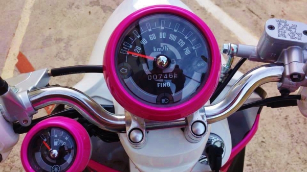 (หัวฉีด) Fino 2013 รถ 20 วัน วิ่ง 700 ป้ายแดง กุญแจรีโมทพร้อมไมโครชิพ