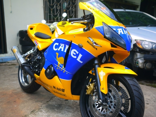 รับสั่งประกอบ Cbr400 Vfr Nc30 Nc35 จัดไฟแนนท์ได้เลือกสีเลือกลายเลือกแฟริ่งได้โทร0803355484