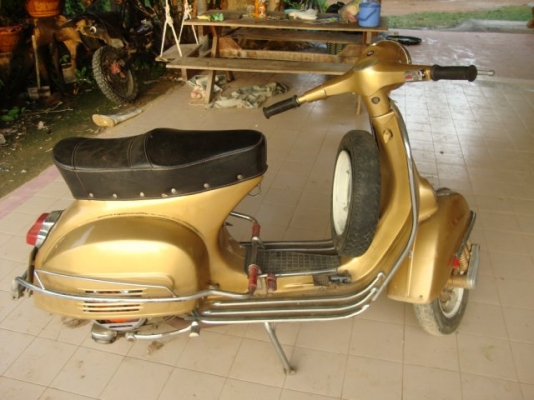 lambretta li150  vespa sprint 150  ท.บ โอน ครับ 51000