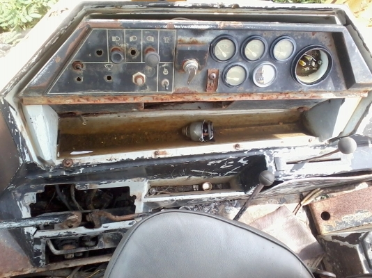 CAT METRO หน้าตักหลังขุดปุกกี๋เปิดตูดได้เคบใช้งานแล้วจอดสภาพเดิมๆๆเก่าๆๆตามสภาพต้องปรับถ่ายน้ำมันหม้อแบตเสีย เครื่องสตาจติดทำงานโดยรวมพอประมาณใช้ได้ ประมาณ 65 \% ขาย 230000