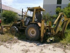 CAT METRO หน้าตักหลังขุดปุกกี๋เปิดตูดได้เคบใช้งานแล้วจอดสภาพเดิมๆๆเก่าๆๆตามสภาพต้องปรับถ่ายน้ำมันหม้อแบตเสีย เครื่องสตาจติดทำงานโดยรวมพอประมาณใช้ได้ ประมาณ 65 \% ขาย 230000