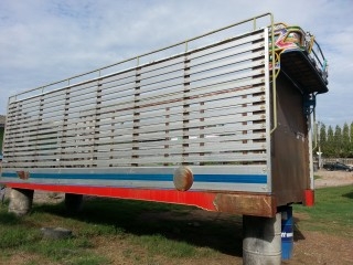 ละอองดาวแทรคเตอร์ ขายกระบะอลูมิเนียม