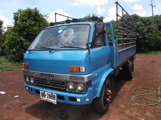 ขาย!!  6 ล้อ ISUZU  TL100  แรงม้า