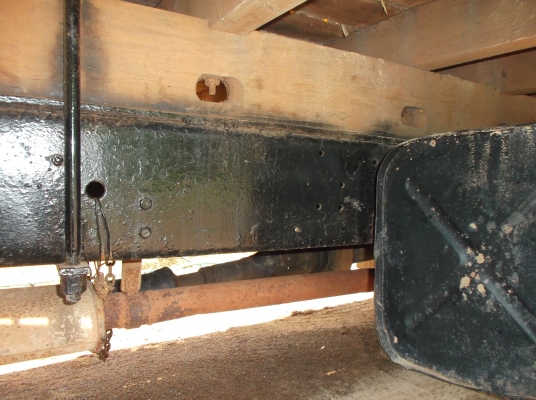 ขาย!!  6 ล้อ ISUZU  TL100  แรงม้า