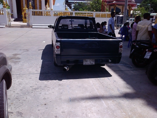 ขายisuzu ดรากอน2.5แรง