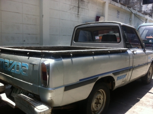 mazda familia ปี30 เครื่องดี แอร์เย็น ภาษีไม่ขาด