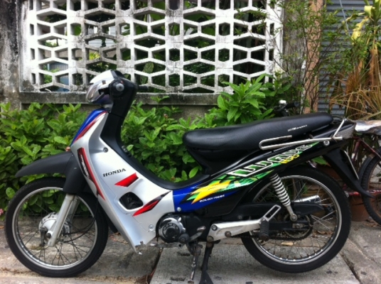 Honda wave 100 ปี 46 เครื่องเงียบ เครื่องดี ภาษีไม่ขาด