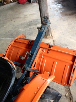 ต้องการขายรถไถB6000