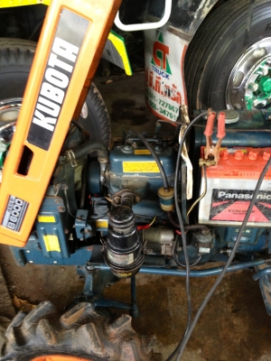 ต้องการขายรถไถB6000