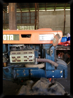 ต้องการขายรถไถB6000