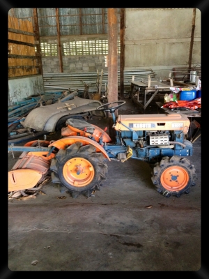 ต้องการขายรถไถB6000