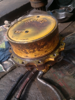 ขายครับ ตัวเดิน KOMATSU PC60-5 สภาพสวย