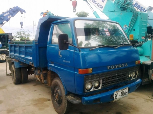 ขายด่วน..รถหกล้อ TOYOTA ดั้ม รุ่นไอ้หนุ่มทางหลวง รถสวย ทะเบียนครบ.