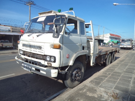 ขายรถ10ล้อนิสสันยูดีCW30M เครื่อง225 แรง 2เพลาเป็นเทเลอร์เข็นแม็กโค200-320ได้สบายๆ พร้อมใช้งานคับ