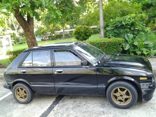 ขายDaihatsu Charade1000ccเครื่องดีLPGแล้วขายถูกๆ39900สนใจ0853647170