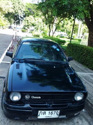 ขายDaihatsu Charade1000ccเครื่องดีLPGแล้วขายถูกๆ39900สนใจ0853647170