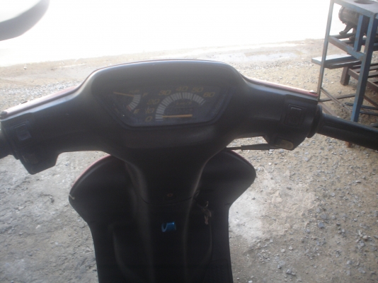 ป๊อบ HONDA-DIO  สตาร์ทมือ-เท้า  อุปกรณ์เดิมๆ  ขี่ได้ขายถูก