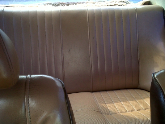 ขาย  Mitsubishi Lancer(มิตซูบิชิ แลนเซอร์) กล่องไม้ขีดคับ เปิดราคาที่ 37,000 คับ