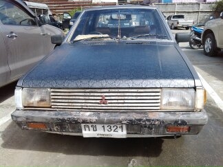 ขาย  Mitsubishi Lancer(มิตซูบิชิ แลนเซอร์) กล่องไม้ขีดคับ เปิดราคาที่ 37,000 คับ