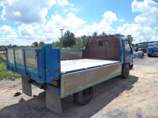 ขายรถ6ล้อดั้มโตโยต้า115  พร้อมใช้งานคับ